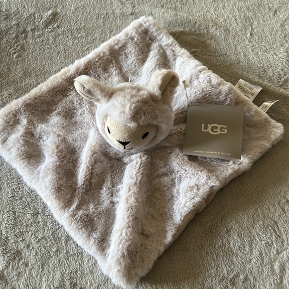 Ugg lovey blanket deals